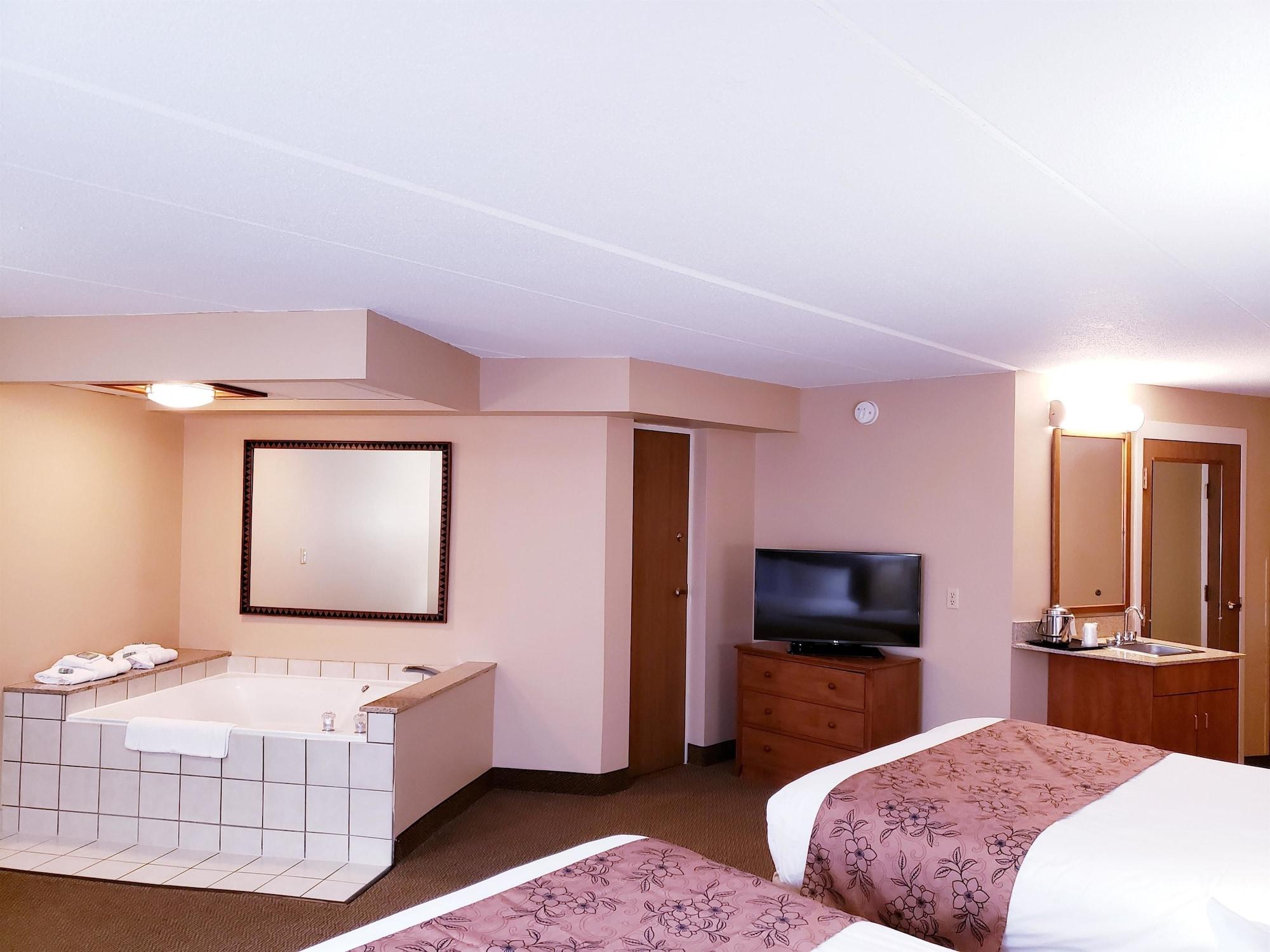 Surestay Plus Hotel By Best Western Блек Ривър фолс Екстериор снимка