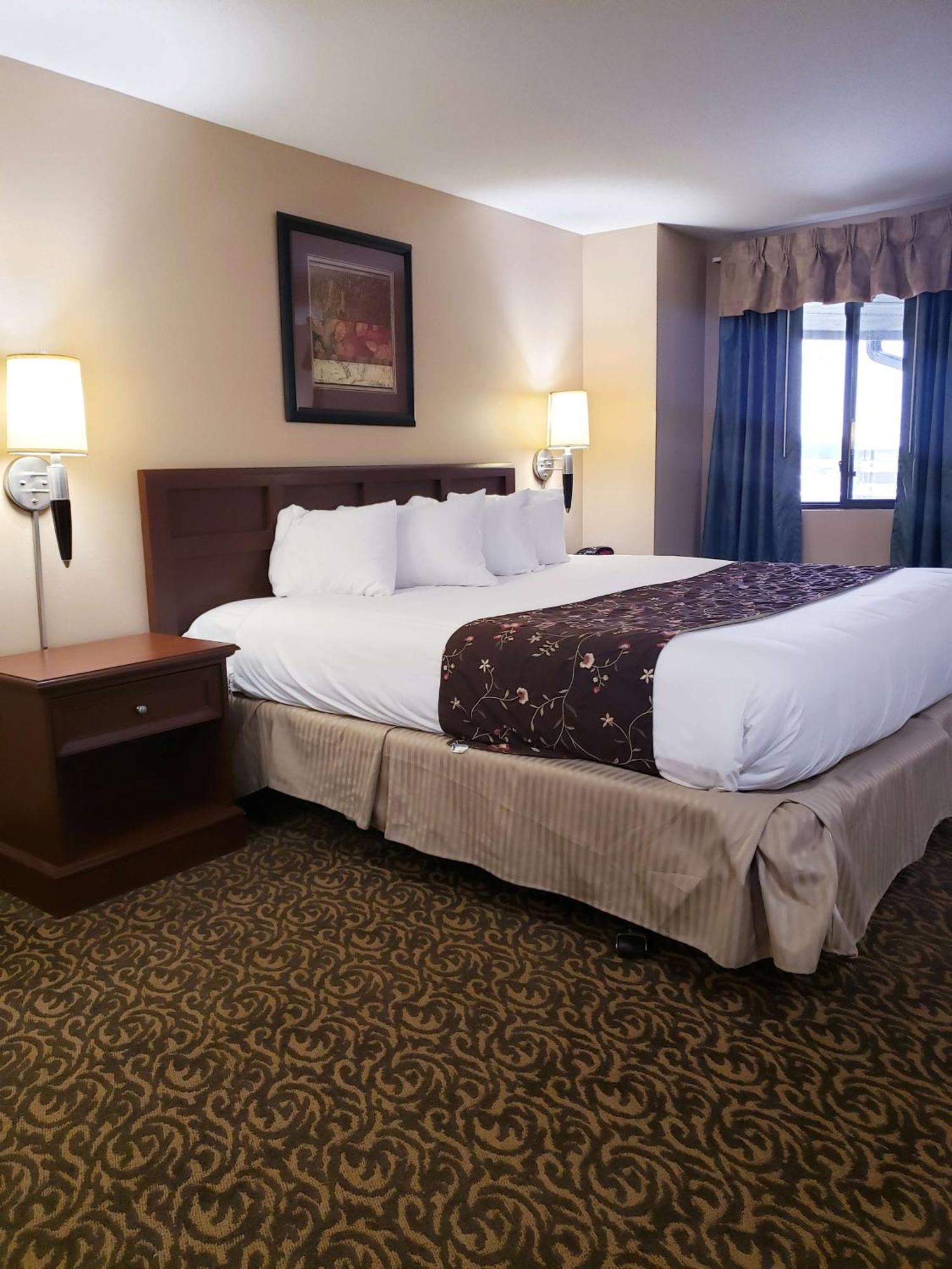 Surestay Plus Hotel By Best Western Блек Ривър фолс Екстериор снимка